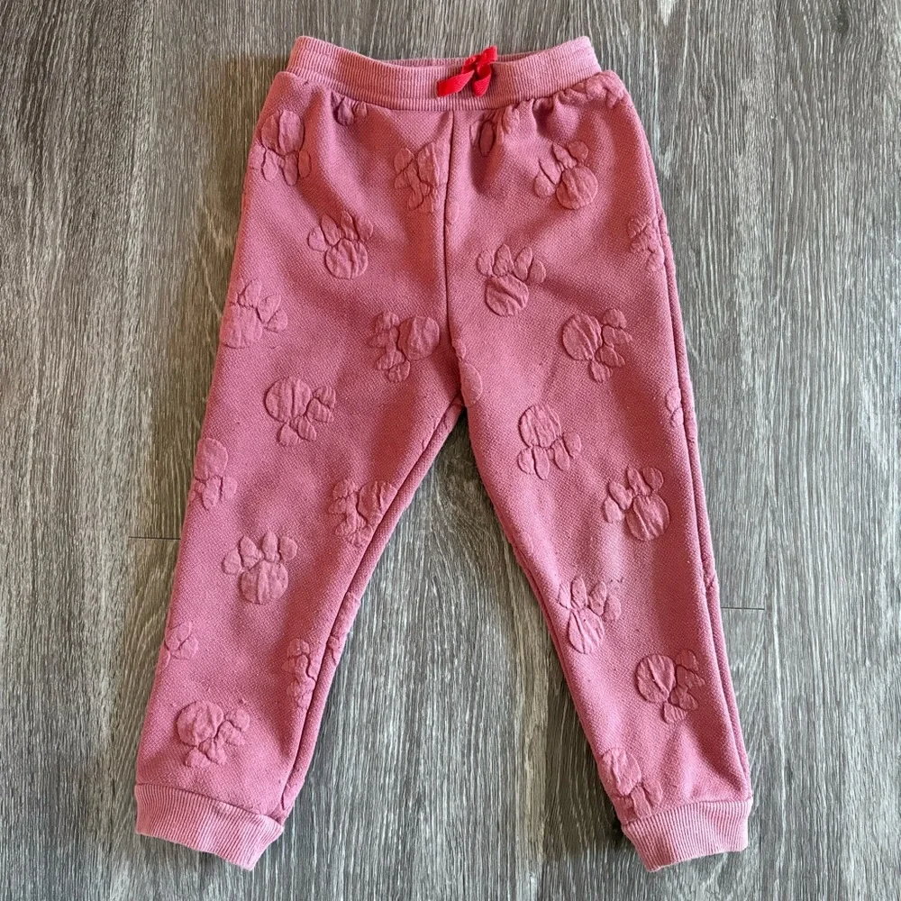 Pink Minnie Mouse Embossed Sweatshirt and Pants Set Size 4T - Picture 5 of 6
